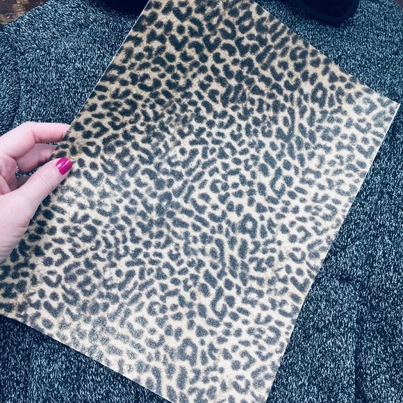 Glitter cheetah htv clothing vinyl - Picture 1 of 4